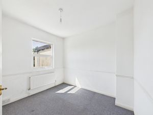 Bedroom- click for photo gallery